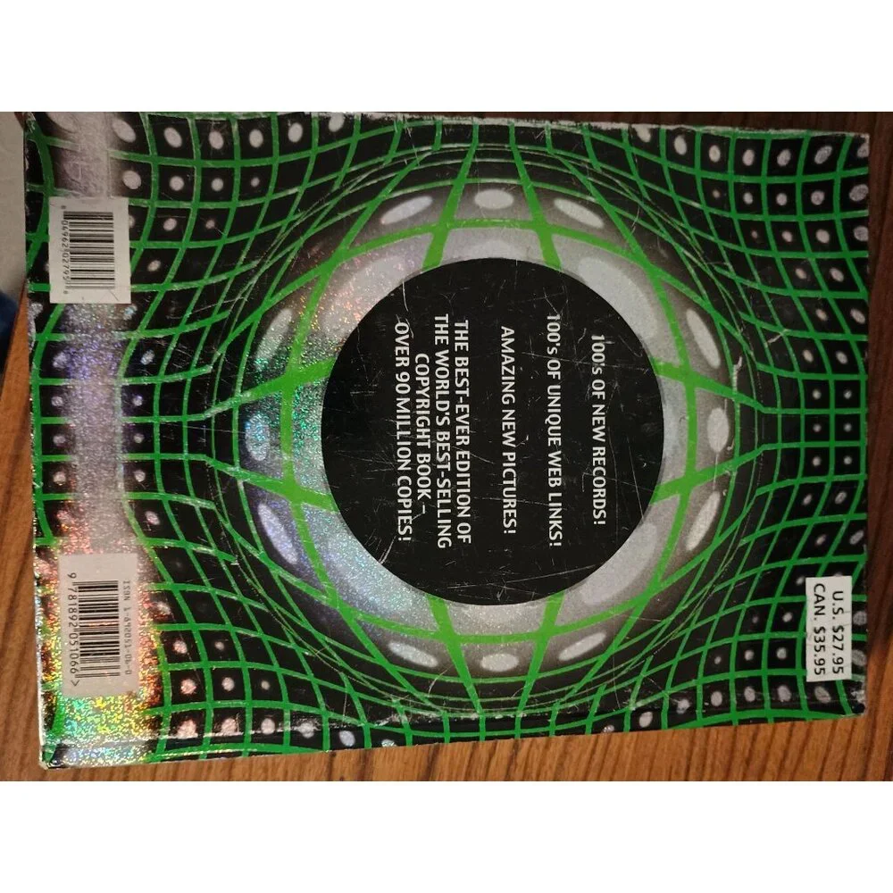 Guinness‎ World Records 2002 Hardcover Book